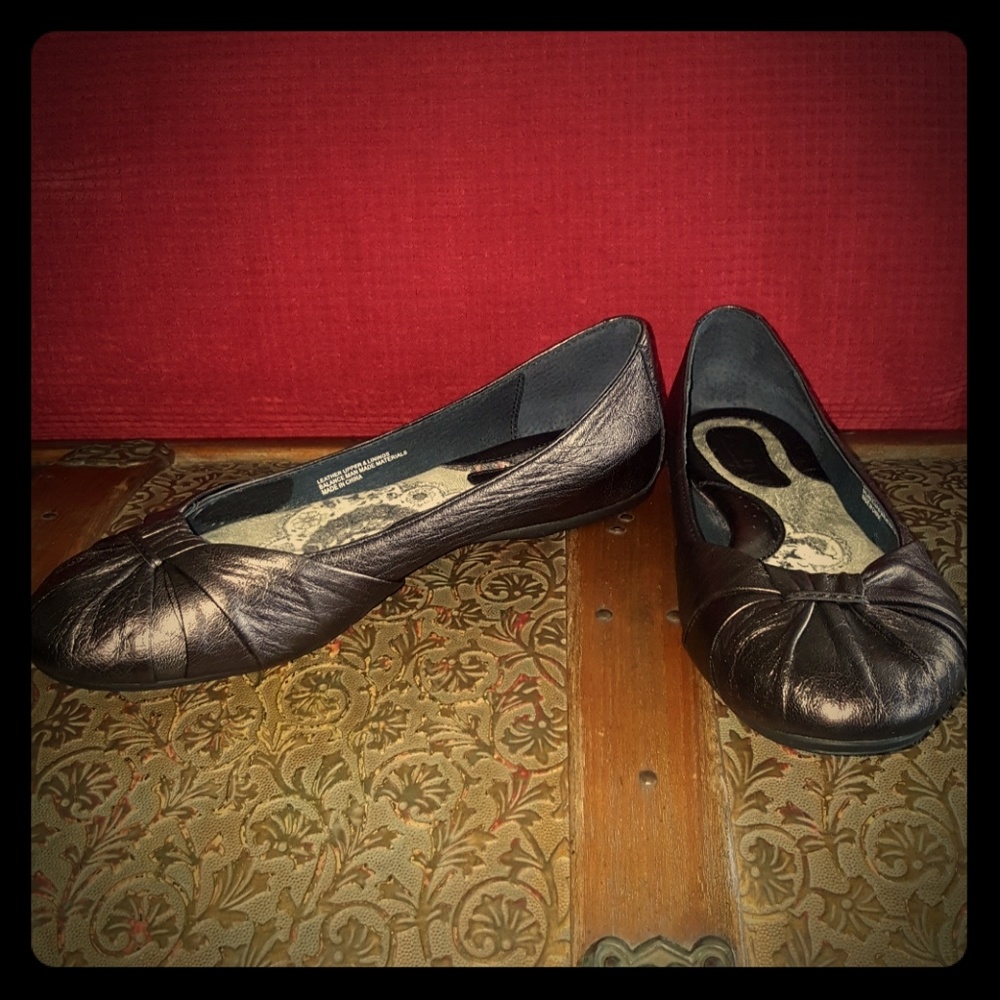 Born "Adele" Women's Ballet Flat Skimmers